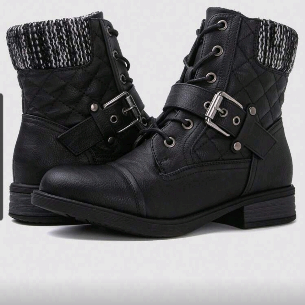 BRAND NEW ** Black Quilted Ankle Boots